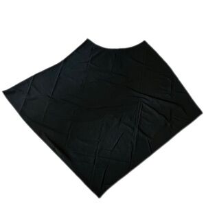 Black flowy skirt with point in middle Elastic waist